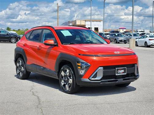 2025 Hyundai KONA SEL