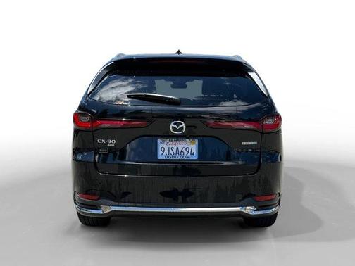 2024 Mazda CX-90 PHEV Premium Plus