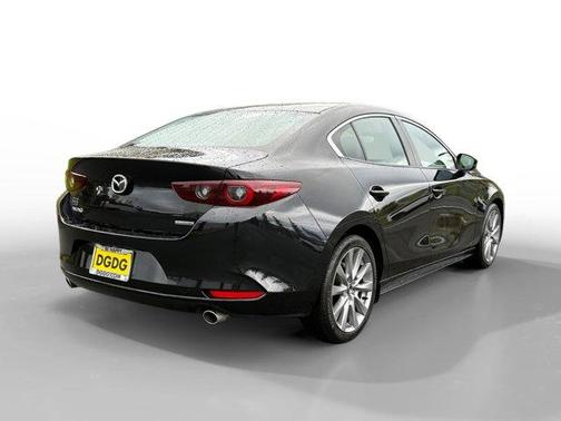 2022 Mazda Mazda3 FWD w/Preferred Package