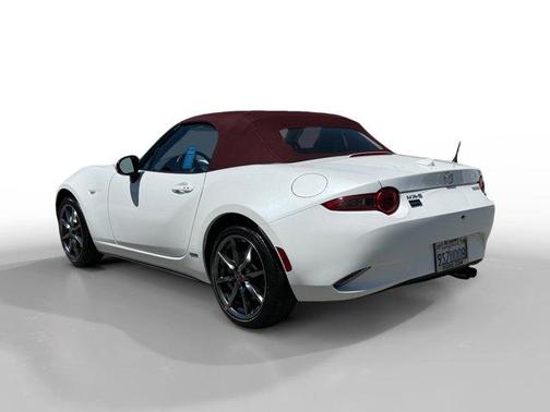 2020 Mazda MX-5 Miata Club