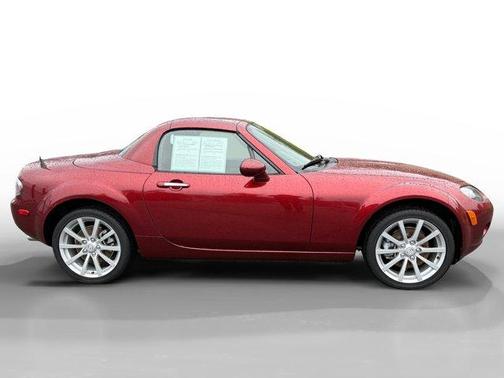 2007 Mazda MX-5 Miata Grand Touring Hardtop Convertible