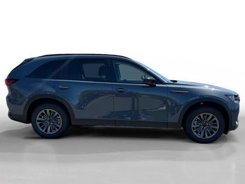 Polymetal Gray Metallic 2026 Mazda CX-70 SCP