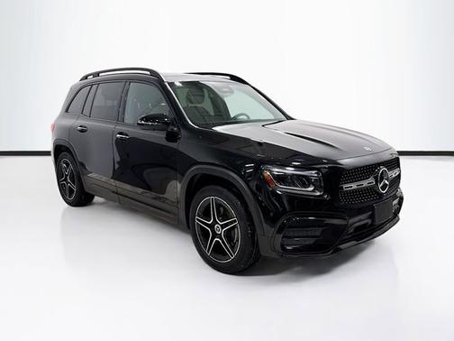 Night Black 2025 Mercedes-Benz GLB 250 4MATIC