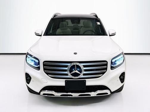 2025 Mercedes-Benz GLB 250 