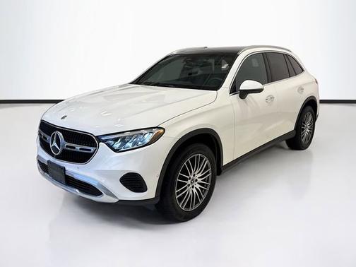 2025 Mercedes-Benz GLC 300 