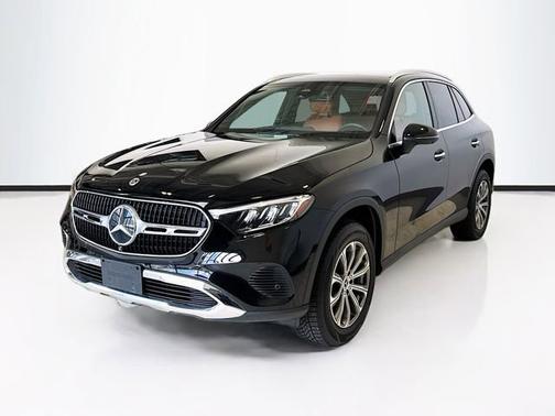 Black 2023 Mercedes-Benz GLC 300 4MATIC