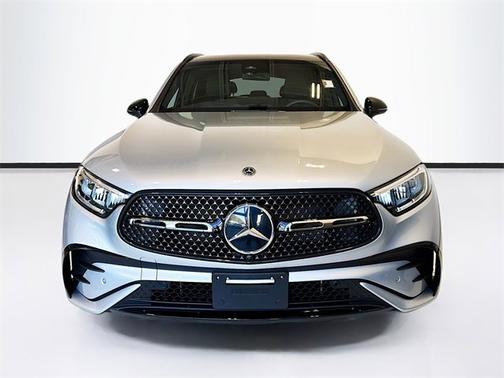 2025 Mercedes-Benz GLC 350e Base