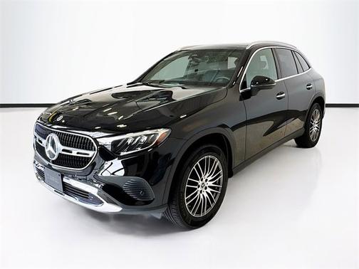 2025 Mercedes-Benz GLC 300 