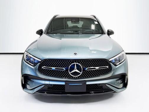 2026 Mercedes-Benz GLC 300 