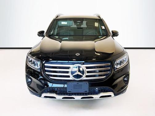 2025 Mercedes-Benz GLB 250 4MATIC