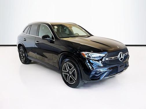 2026 Mercedes-Benz GLC 300 4MATIC