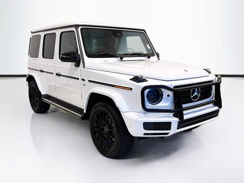MANUFAKTUR Moonlight White Metallic 2022 Mercedes-Benz G-Class G 550 4MATIC