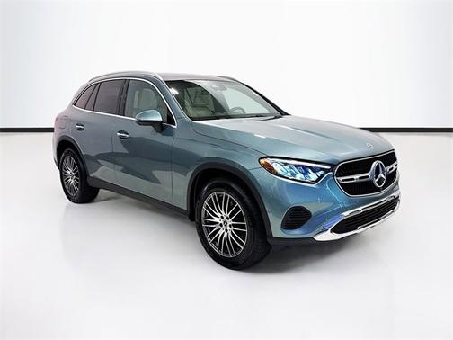 2025 Mercedes-Benz GLC 300 