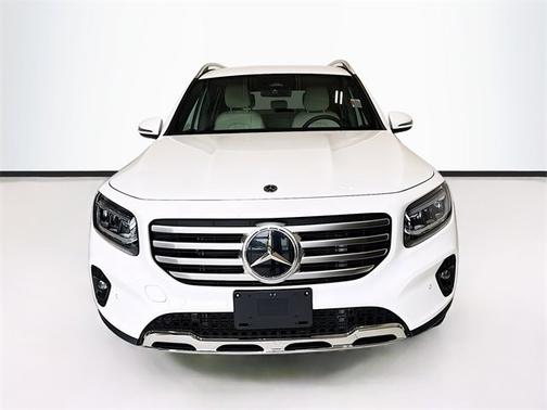 2025 Mercedes-Benz GLB 250