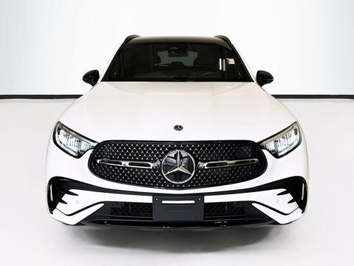 Polar White 2026 Mercedes-Benz GLC 300 4MATIC
