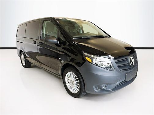 2023 Mercedes-Benz Metris Standard Roof