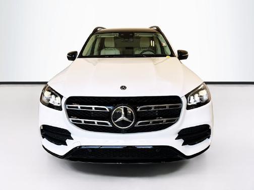 Polar White 2023 Mercedes-Benz GLS 450