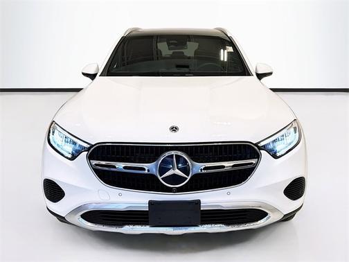 2025 Mercedes-Benz GLC 300 4MATIC