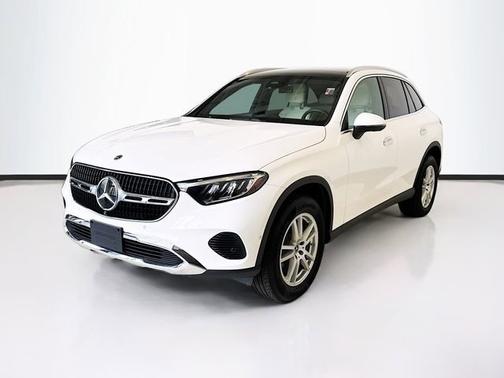 Polar White 2026 Mercedes-Benz GLC 300 4MATIC