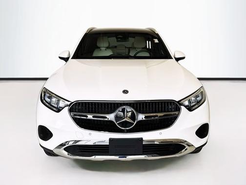 Polar White 2026 Mercedes-Benz GLC 300 4MATIC