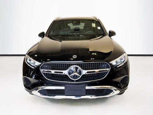 2026 Mercedes-Benz GLC 300 