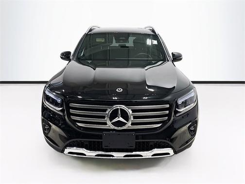2025 Mercedes-Benz GLB 250 