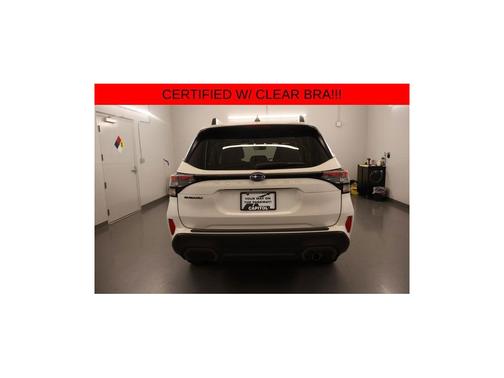 Crystal White Pearl 2025 Subaru Forester Limited