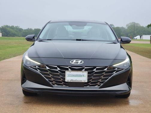 Onyx Black 2023 Hyundai ELANTRA HEV Limited