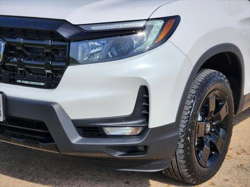 2025 Honda Ridgeline Black