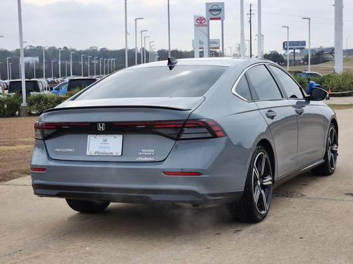 2025 Honda Accord Hybrid Sport