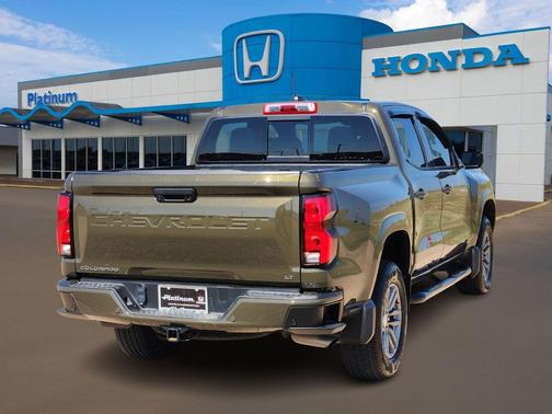 2023 Chevrolet Colorado LT
