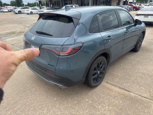 G-553p 2025 Honda HR-V 2WD Sport