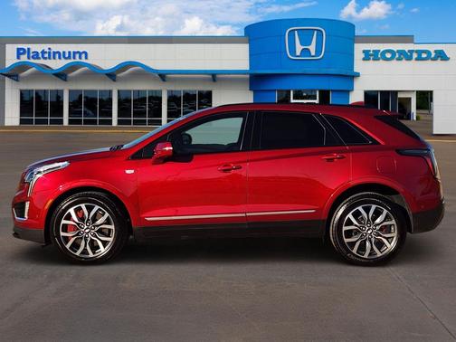 2023 Cadillac XT5 Sport