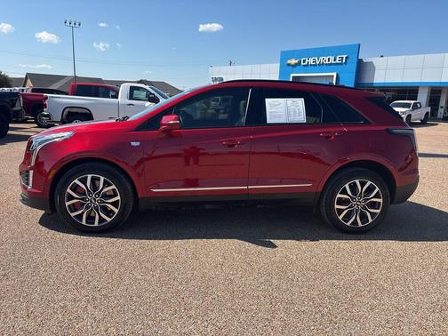 2023 Cadillac XT5 Sport