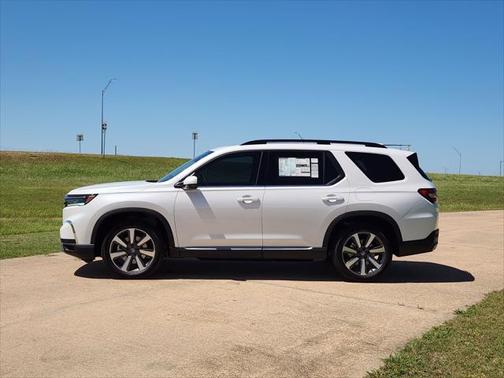 2025 Honda Pilot Touring 8-Passenger