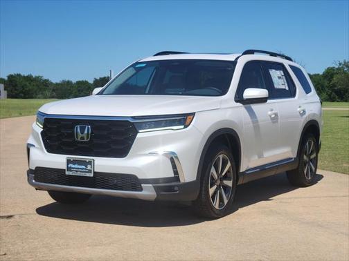2025 Honda Pilot Touring 8-Passenger