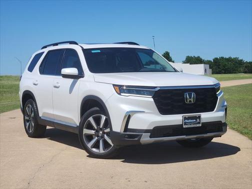 2025 Honda Pilot Touring 8-Passenger