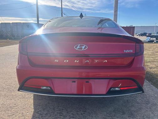 2021 Hyundai SONATA Limited 2.0T