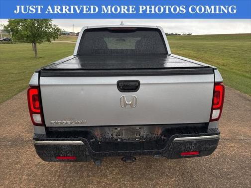 2017 Honda Ridgeline RT
