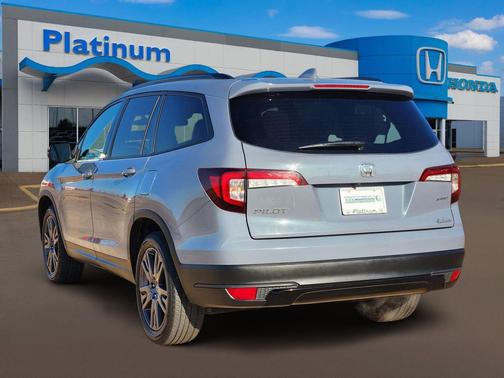 2022 Honda Pilot 2WD Sport