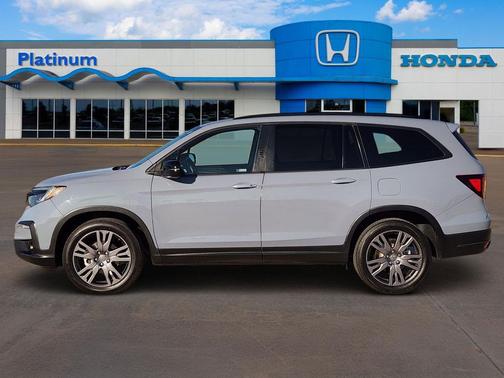 2022 Honda Pilot 2WD Sport