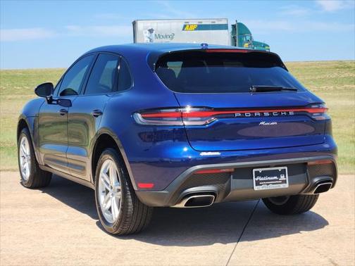 2024 Porsche Macan Base