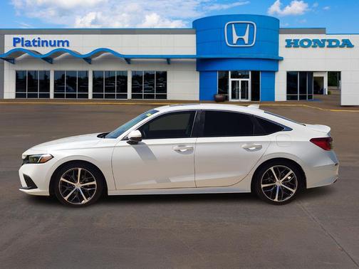 2022 Honda Civic Touring