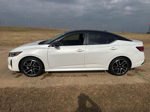 2024 Nissan Sentra SR