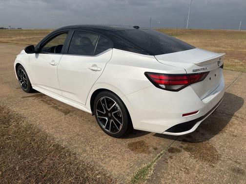 2024 Nissan Sentra SR