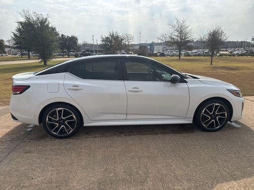 2024 Nissan Sentra SR