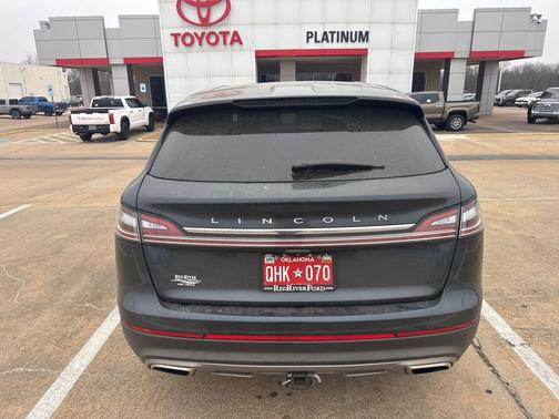 2022 Lincoln Nautilus Reserve