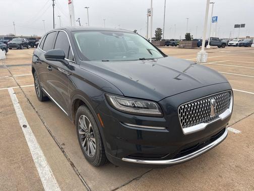 2022 Lincoln Nautilus Reserve