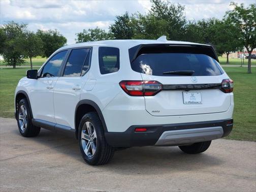 2023 Honda Pilot AWD EX-L 8 Passenger