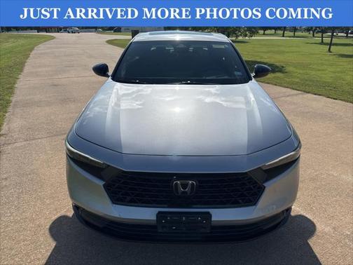 2023 Honda Accord Hybrid Base